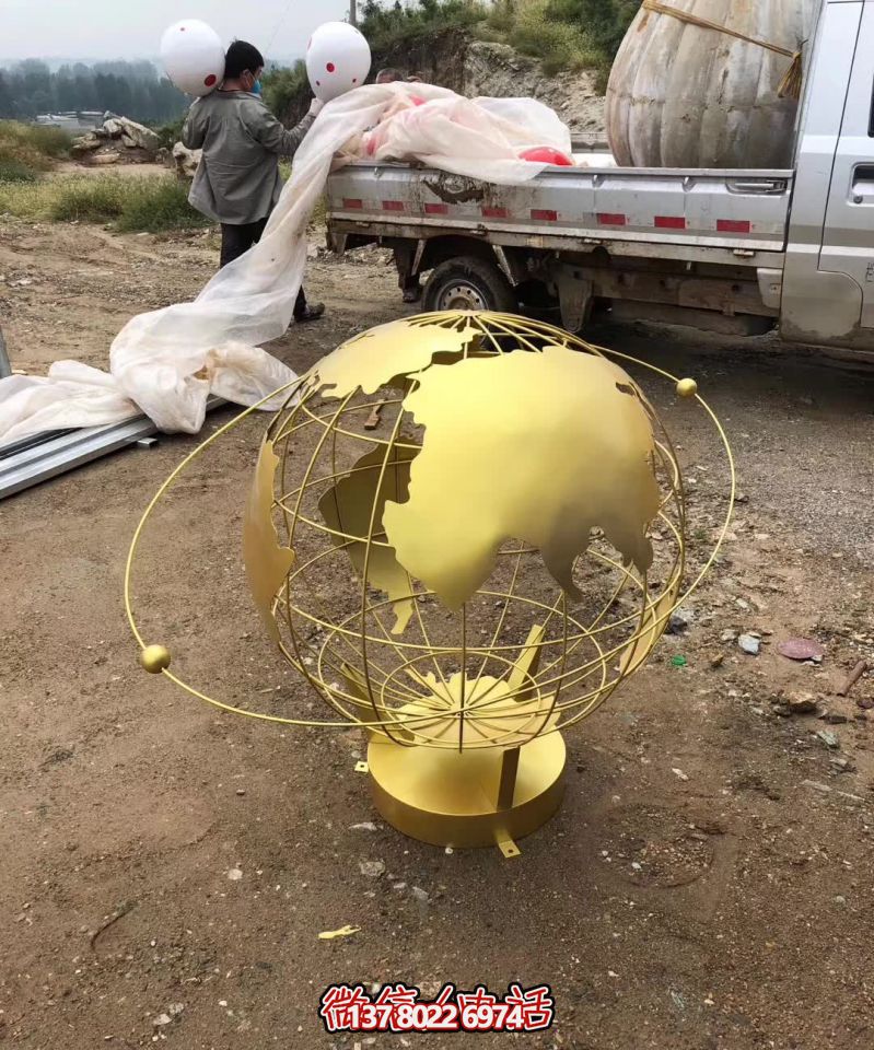不锈钢抽象博鱼平台地球仪