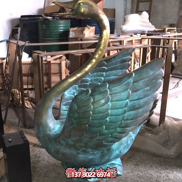 仿真彩绘不锈钢天鹅博鱼平台