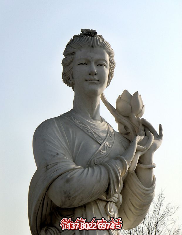 古典美女捧荷花博鱼平台