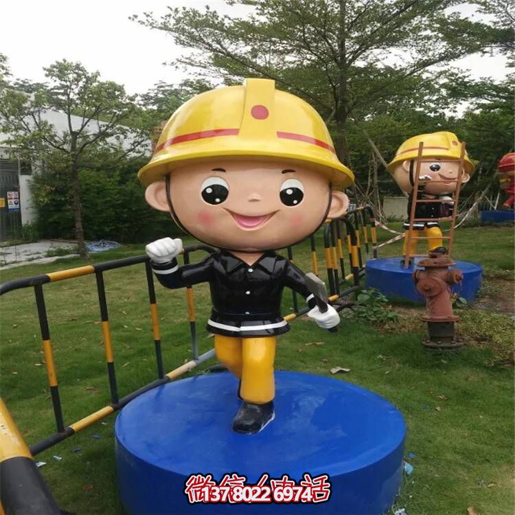 公园卡通玻璃钢人物博鱼平台摆件