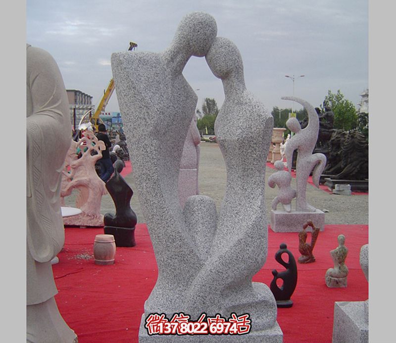 大理石博鱼平台，记录街边情侣的爱恋