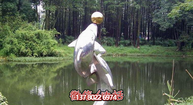 不锈钢海豚博鱼平台，为小河边增添游玩乐趣