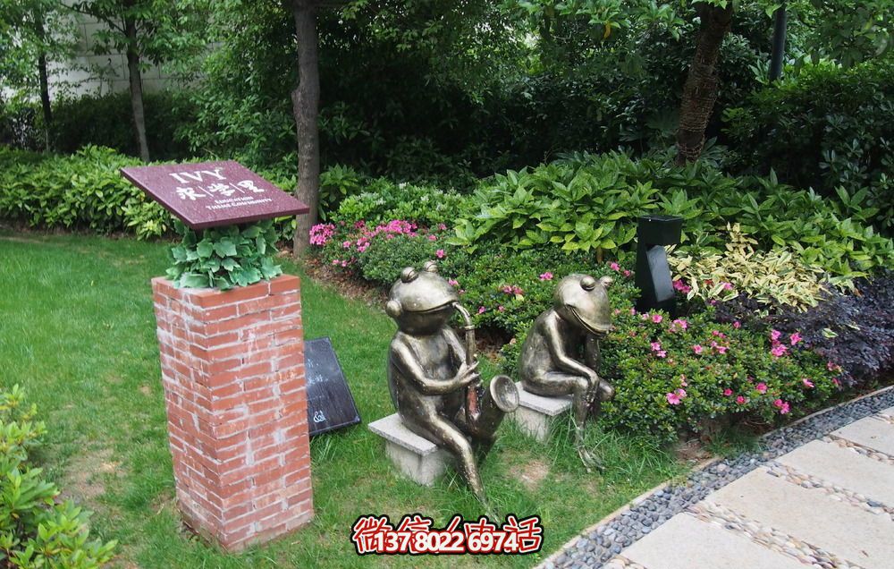 唯美青蛙博鱼平台，用不锈钢增添公园景色