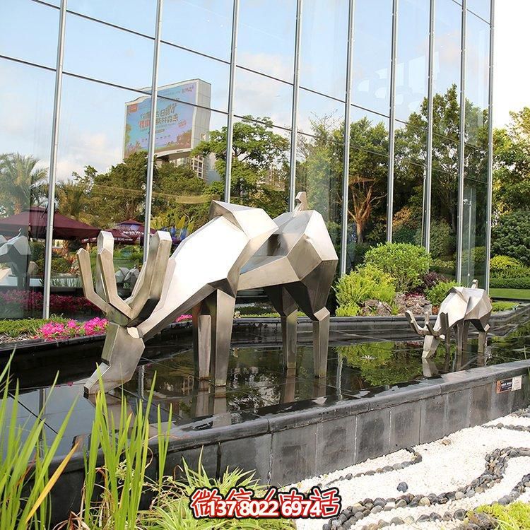 精致博鱼平台，几何镜面不锈钢鹿，点缀精致水景小品