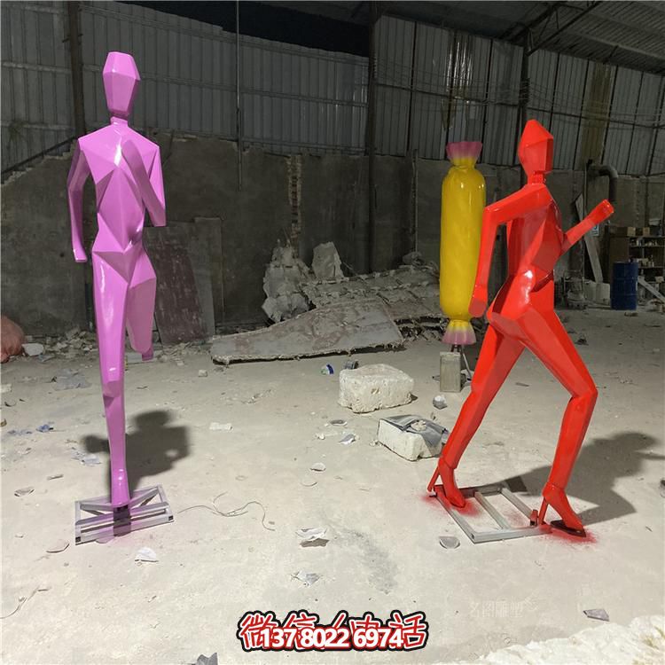 不锈钢几何远观景观摆件，为公园增添动感