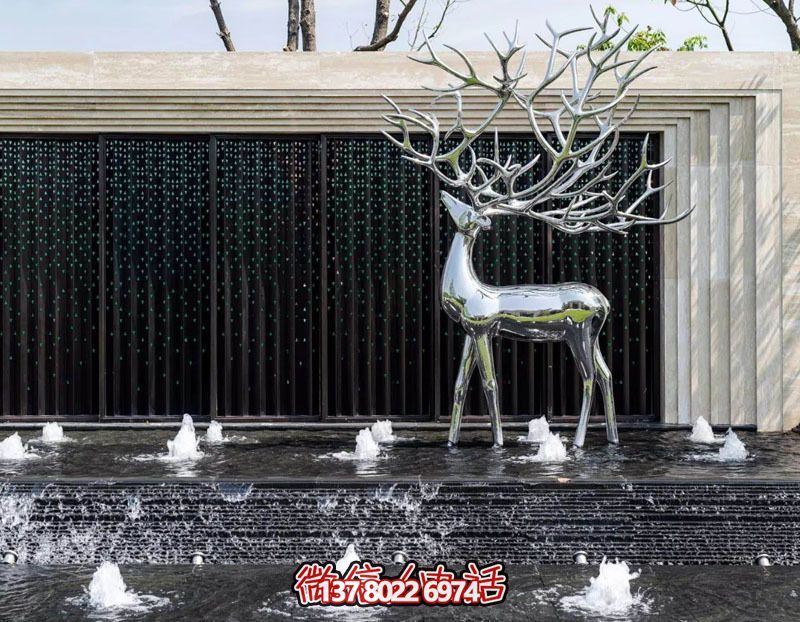 不锈钢雕刻梅花鹿喷泉，打造公园景区创意喷泉