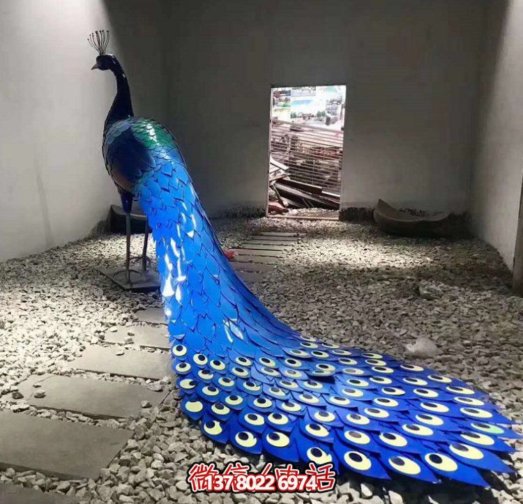优质不锈钢孔雀博鱼平台，为城市广场添彩