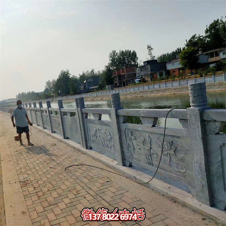 唯美的大理石栏杆博鱼平台，为园林景观增添绝美风采