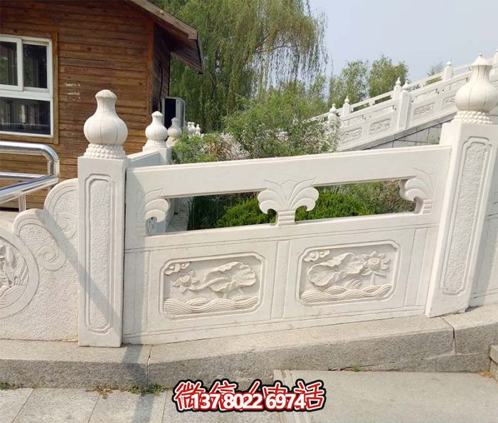 精美博鱼平台栏杆，提升公园景区入口环境
