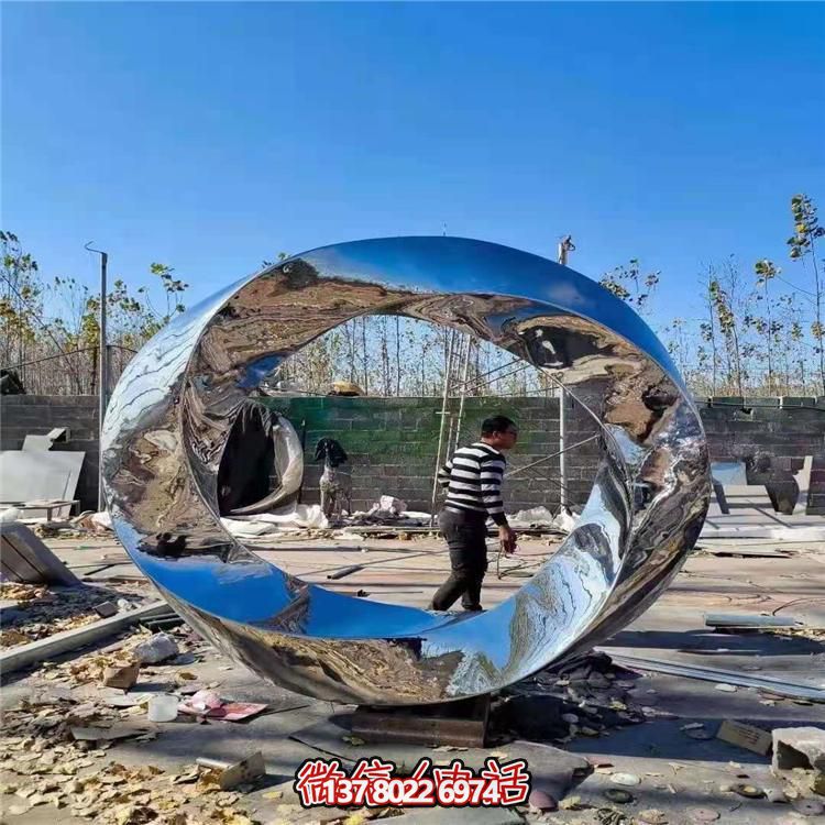 大型不锈钢镜面发光镂空博鱼平台景观摆件