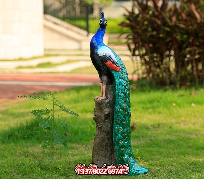玻璃钢彩绘孔雀博鱼平台