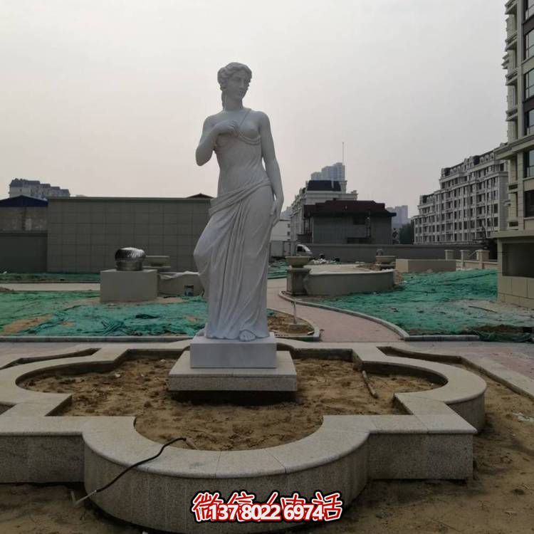 西方大理石雕像，浮雕人物装饰街道