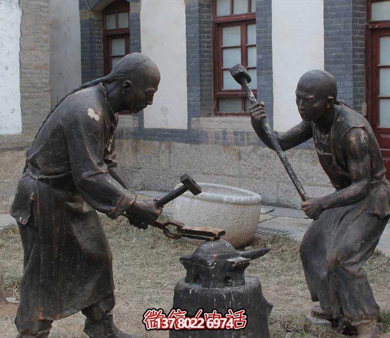 古人铸造青铜博鱼平台，景观美化摆放
