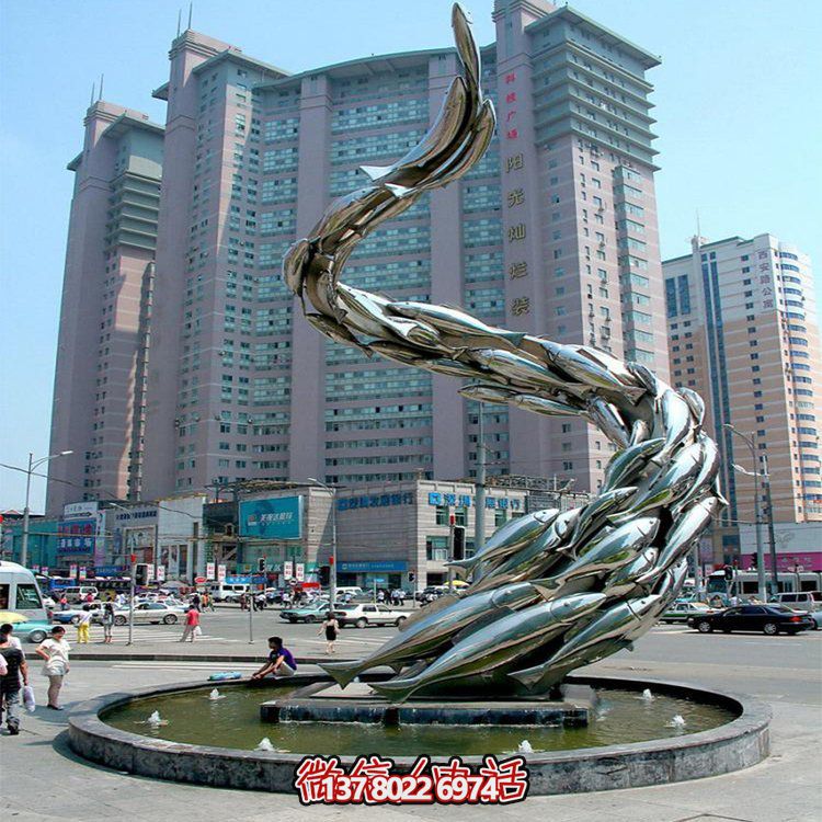 大型水景观博鱼平台，螺旋游水鱼群摆放