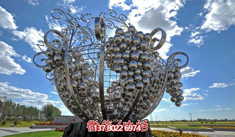 城市风格不锈钢大型镂空果盘葡萄博鱼平台 城市风格不锈钢大型镂空果盘葡萄博鱼平台