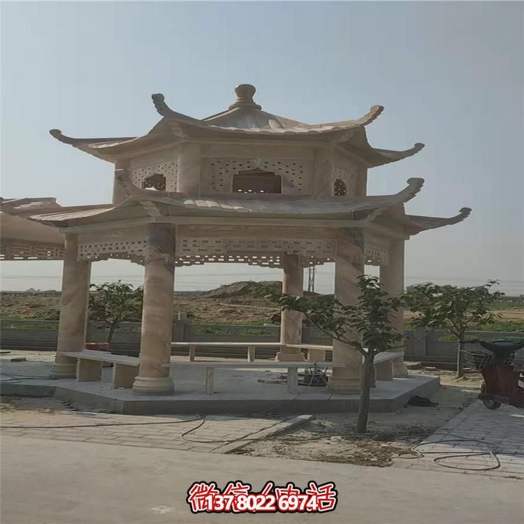 双层红雕凉亭，观赏绝美晚霞，享受乘凉乐趣