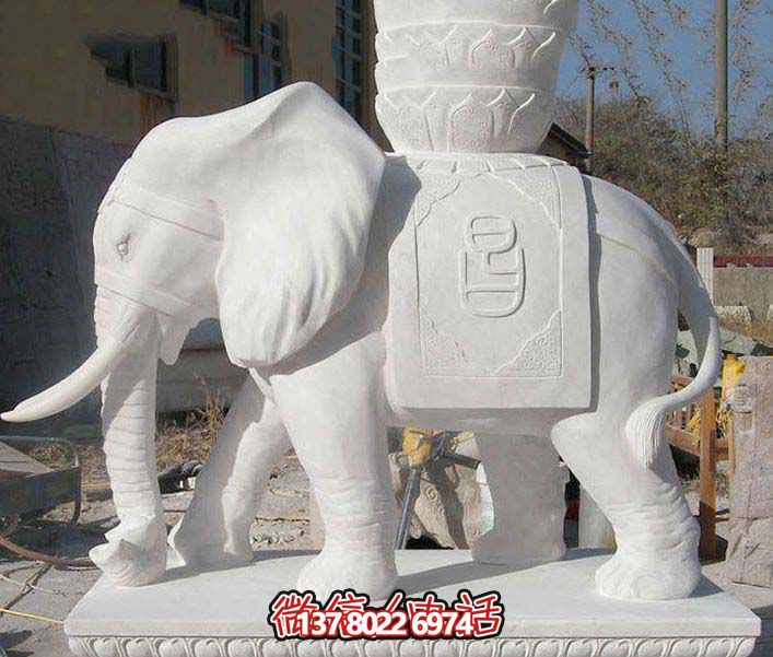 传统工艺与现代艺术的完美结合——玉雕大象景观博鱼平台