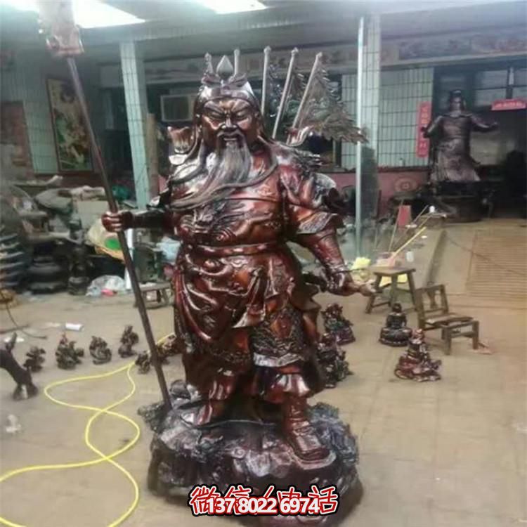 高大壮观的立式大型铜雕财神武博鱼平台
