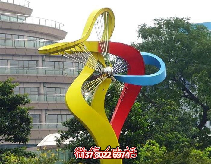 美轮美奂的不锈钢彩虹舞景观博鱼平台，点缀小区环境