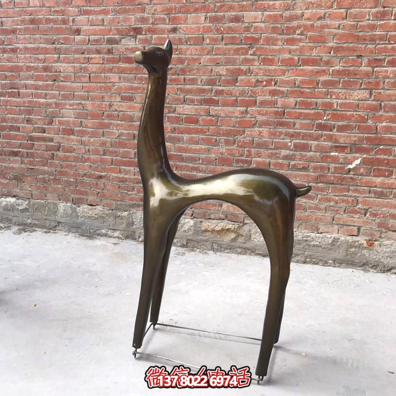 商品名称不锈钢仿铜鹿博鱼平台户外装饰品