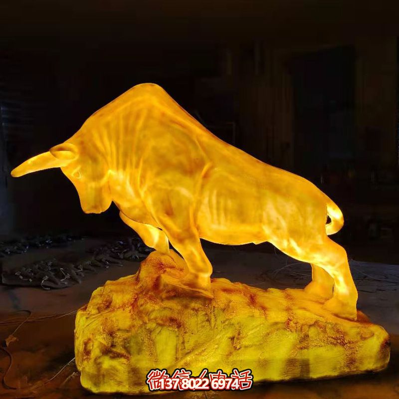 凶悍玻璃钢创意带灯——华尔街牛