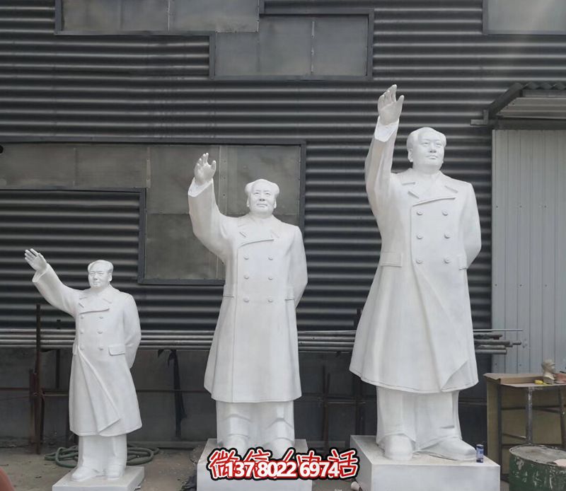 毛泽东伟人挥手石雕