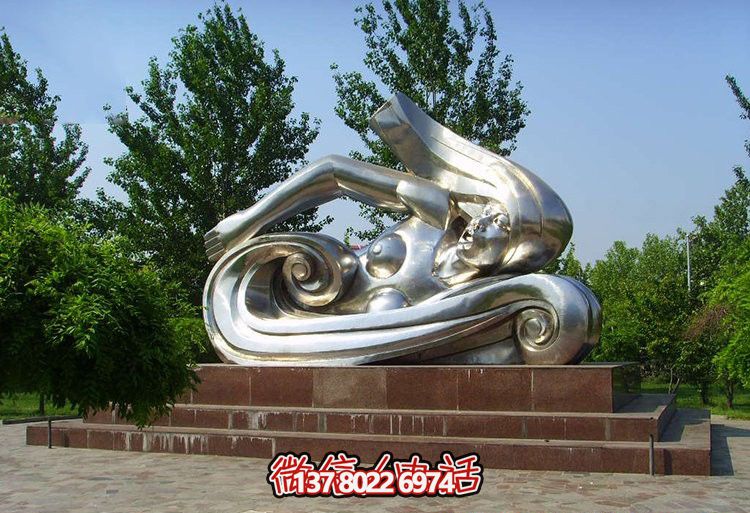 公园博鱼平台不锈钢抽象女孩游泳装饰