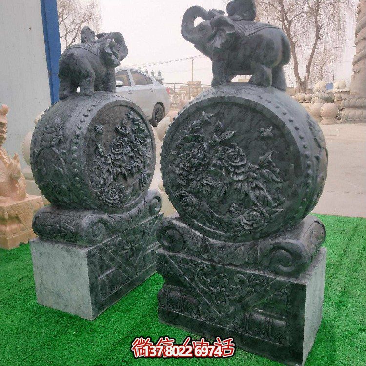 抱着鼓石博鱼平台，点缀青石庭院门口