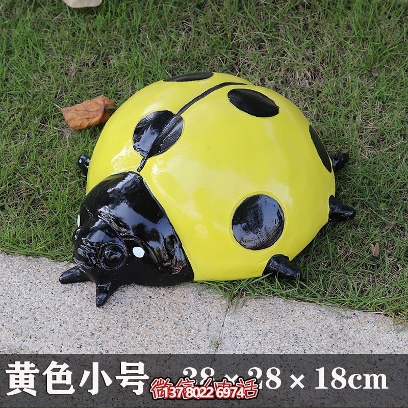 小号黄色玻璃钢瓢虫博鱼平台 小号黄色玻璃钢瓢虫博鱼平台