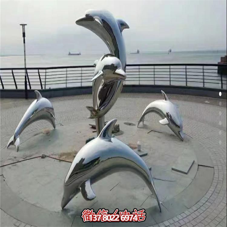 不锈钢海豚博鱼平台，让海边的广场更加美观