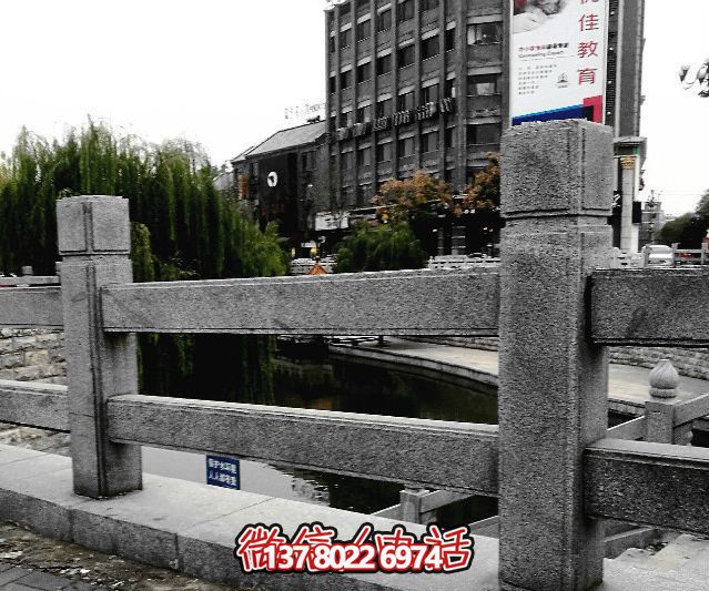简易装饰性围栏，让你的街道和湖边更加美丽