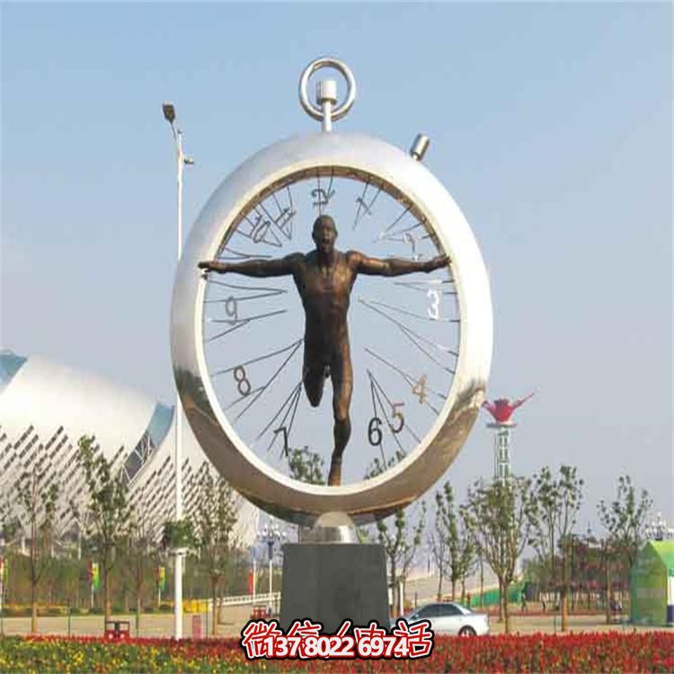 不锈钢博鱼平台景观——给城市广场带来艺术怀表