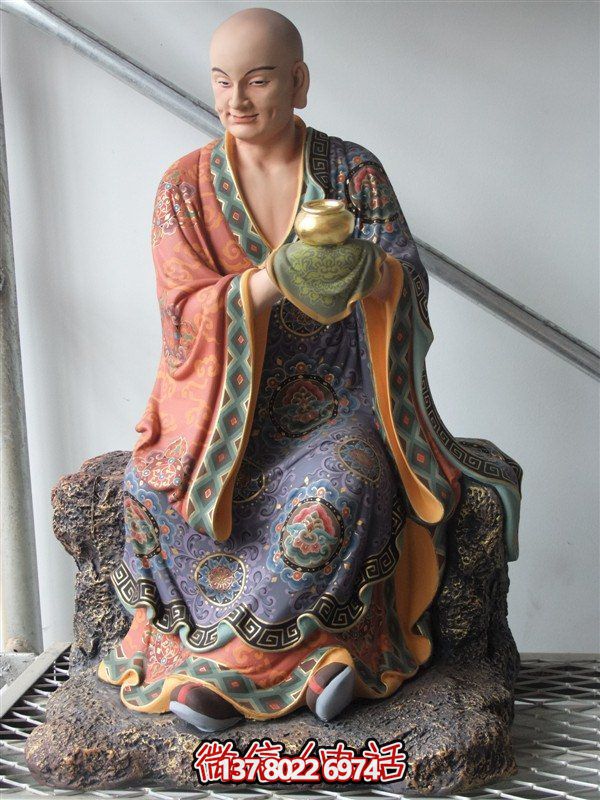 玻璃钢制大型彩绘景观十八罗汉博鱼平台