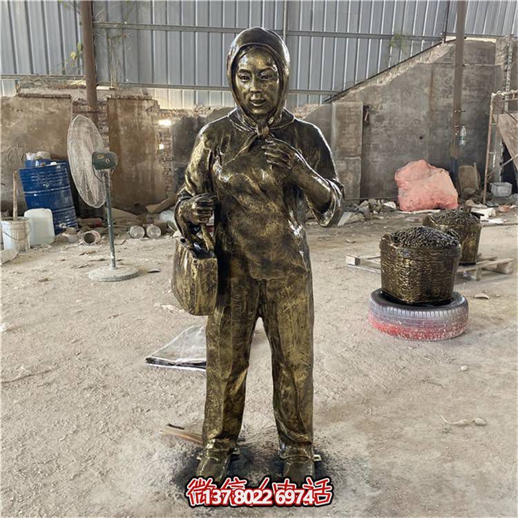 玻璃钢仿铜人物博鱼平台，美化园林景区