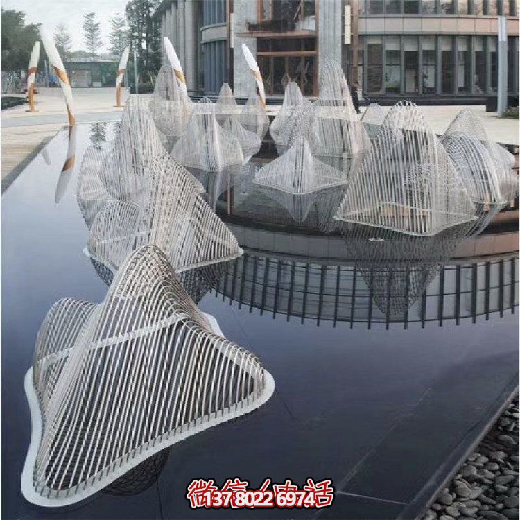 不锈钢镂空创意假山喷泉水景博鱼平台
