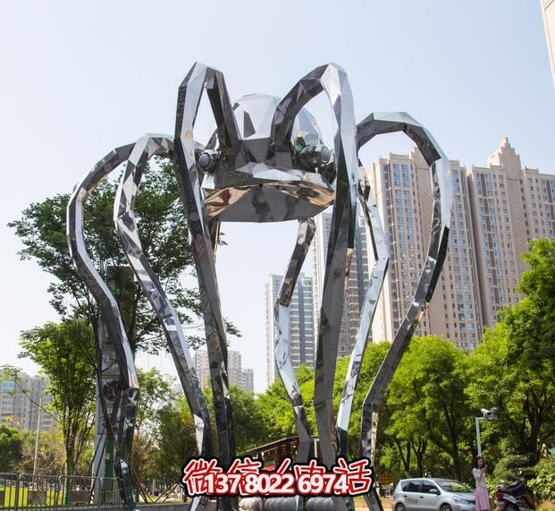 不锈钢长腿螃蟹博鱼平台,为公园增添创意装饰 不锈钢长腿螃蟹博鱼平台,为公园增添创意装饰