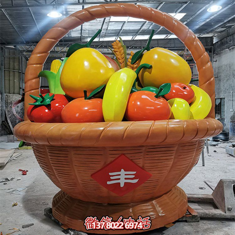 玻璃钢制彩绘水果篮，专为户外采摘量身打造的摆件