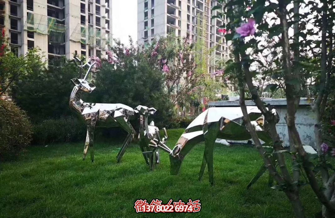 不锈钢梅花鹿博鱼平台，让公园草坪更美丽