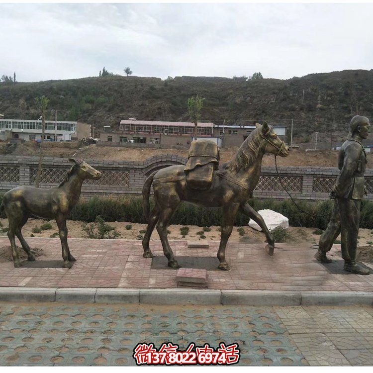 城市街道装饰玻璃钢仿铜马博鱼平台