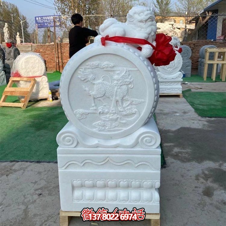 古典艺术博鱼平台——大理石财神貔貅麒麟门墩石雕