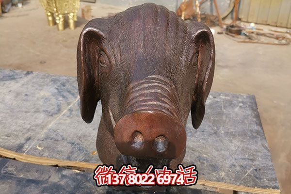 室外猪头石雕博鱼平台，添加欢乐气氛