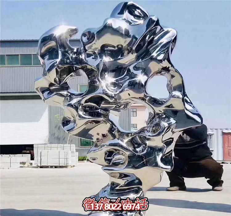 “创意不锈钢太湖石博鱼平台给您的公园和景区增添一份精彩”