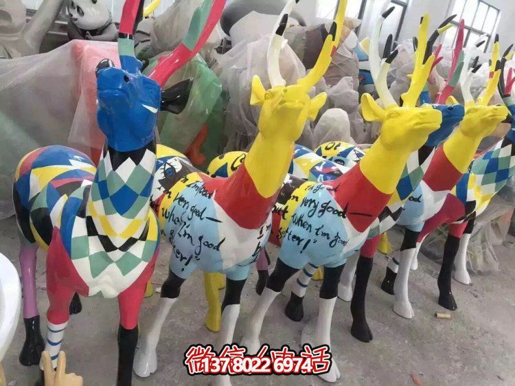 彩绘玻璃钢鹿博鱼平台，商场、儿童乐园风格摆件