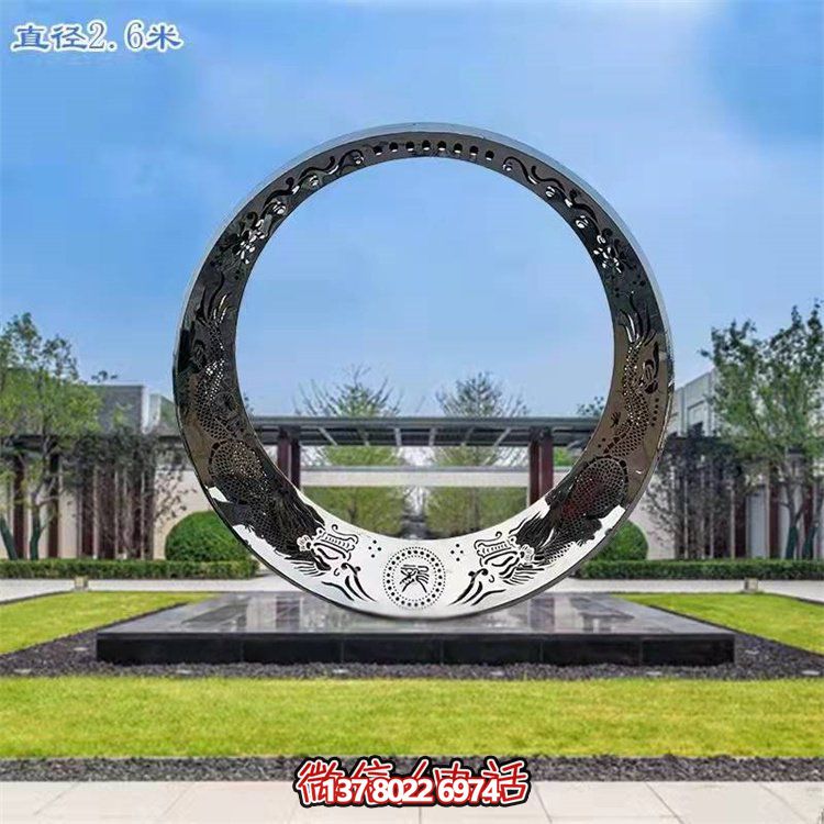 华丽多彩的不锈钢圆环水景博鱼平台