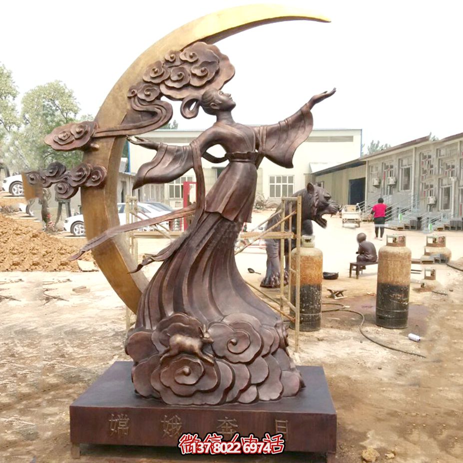 海边摆放神话人物上古美女嫦娥奔月铸铜雕像