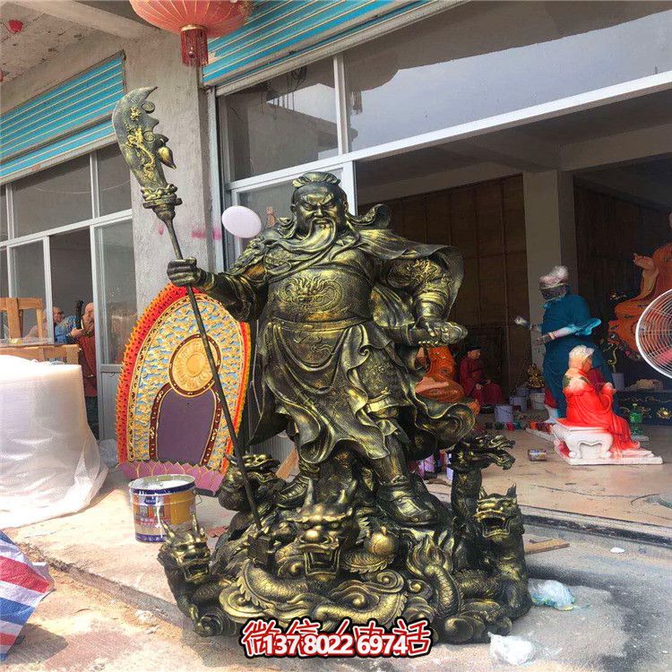 喷金烤漆大型景观仿铜关公博鱼平台