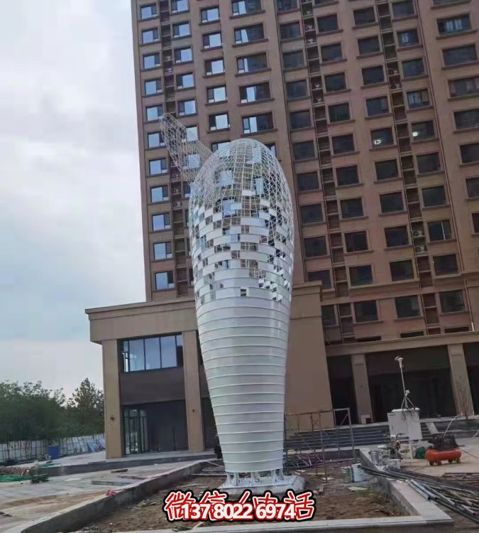 别墅小区大型金属网格抽象鲸鱼博鱼平台