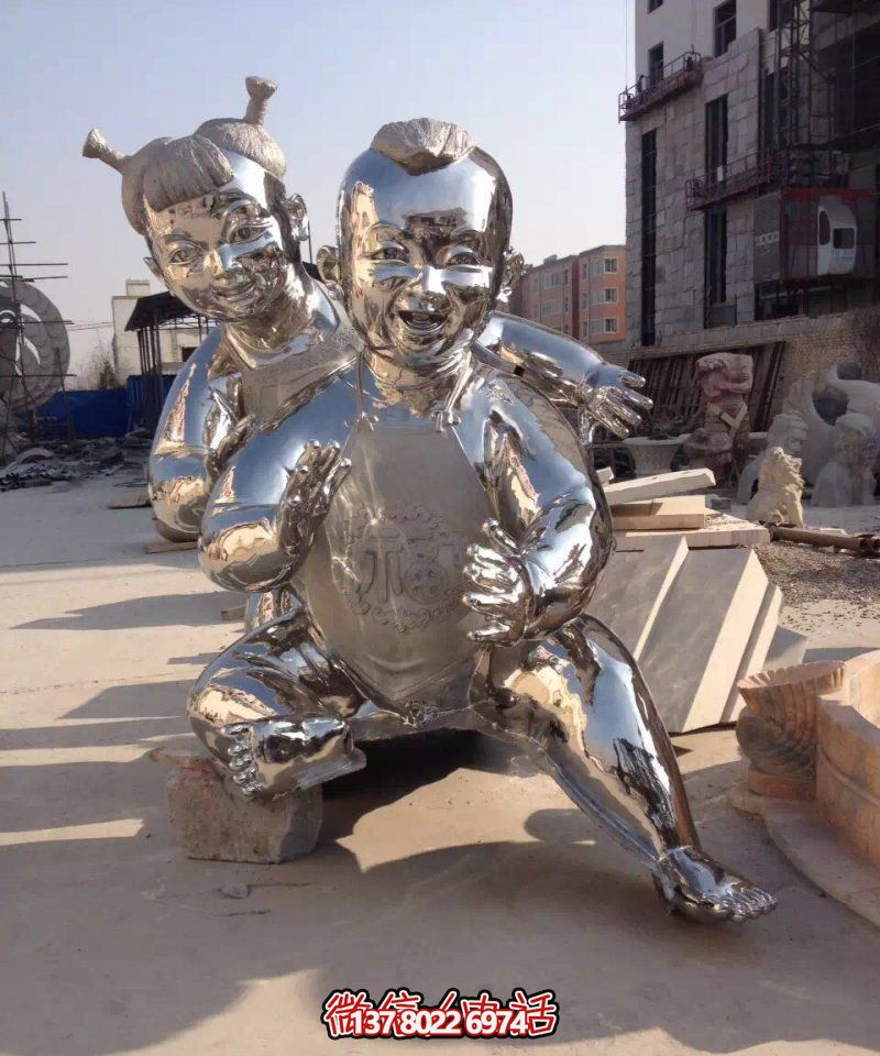 不锈钢穿肚兜的儿童博鱼平台