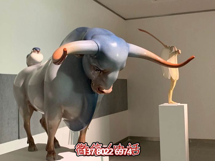 室内玻璃钢彩绘牛博鱼平台 室内玻璃钢彩绘牛博鱼平台