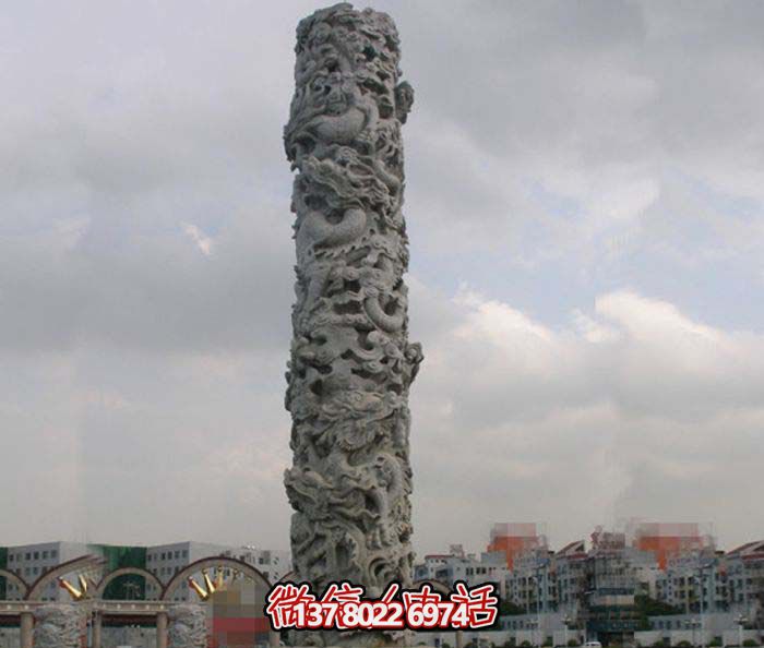 龙柱博鱼平台-广场景观仿古镂空盘龙柱石雕